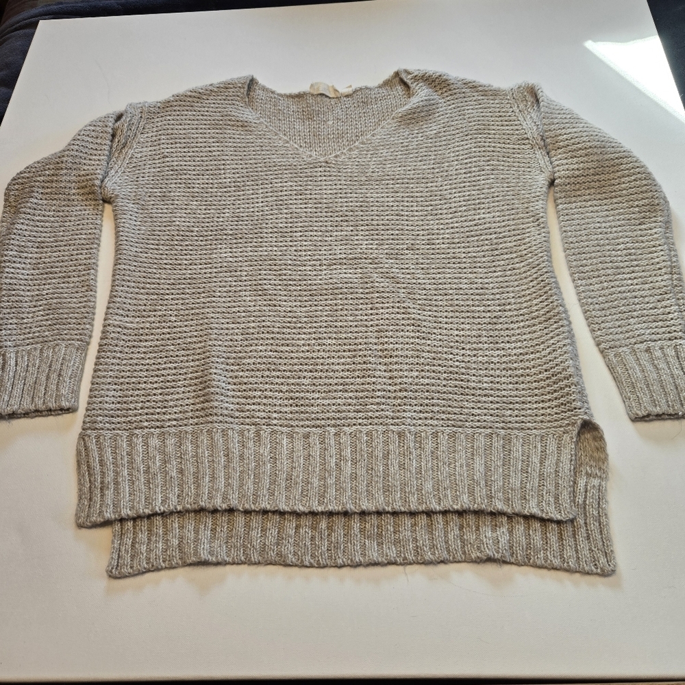 Retrod Tan And Cream V-Neck‎ Knit Sweater
